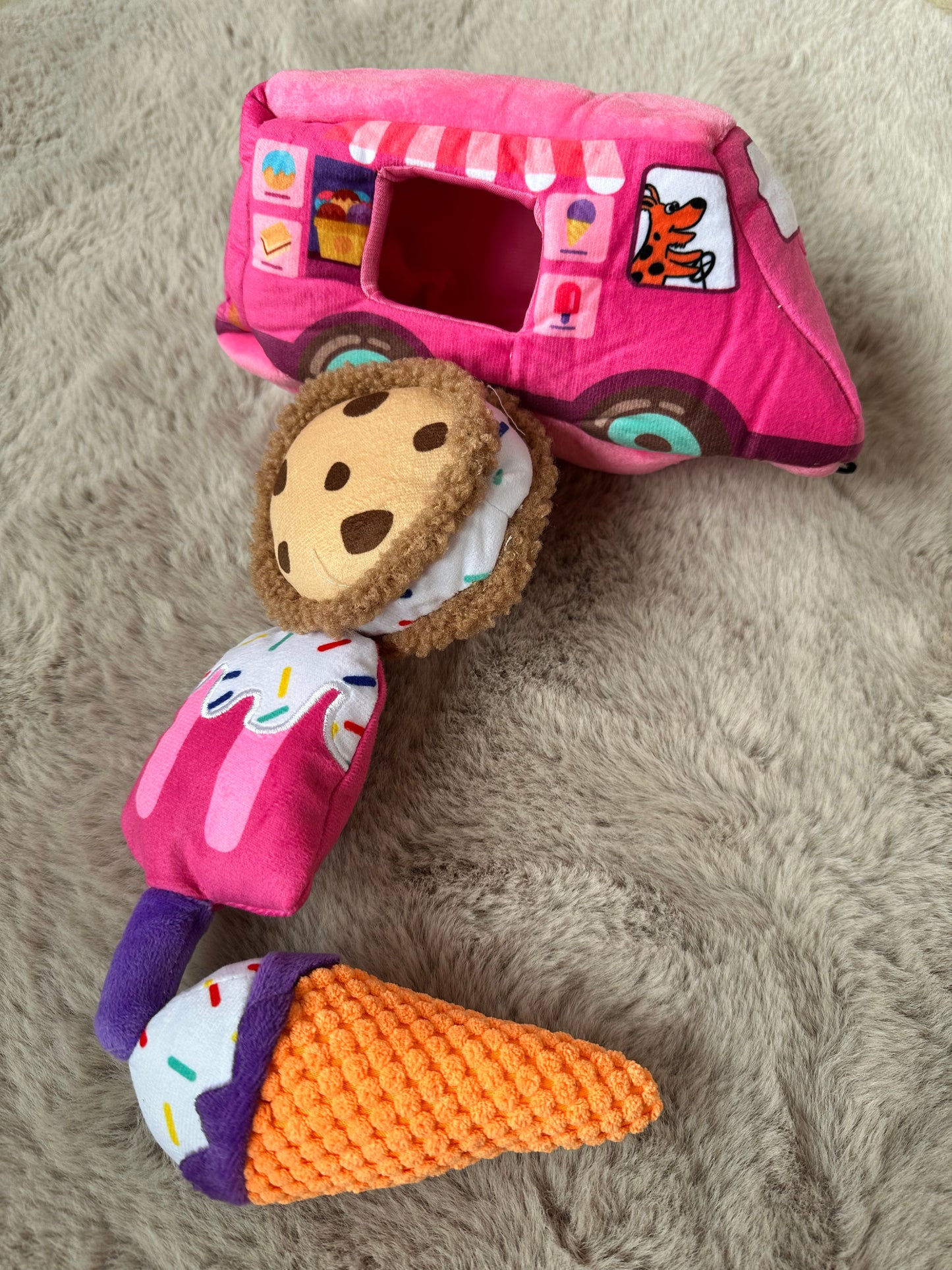 Hondenspeeltje Ijscowagen