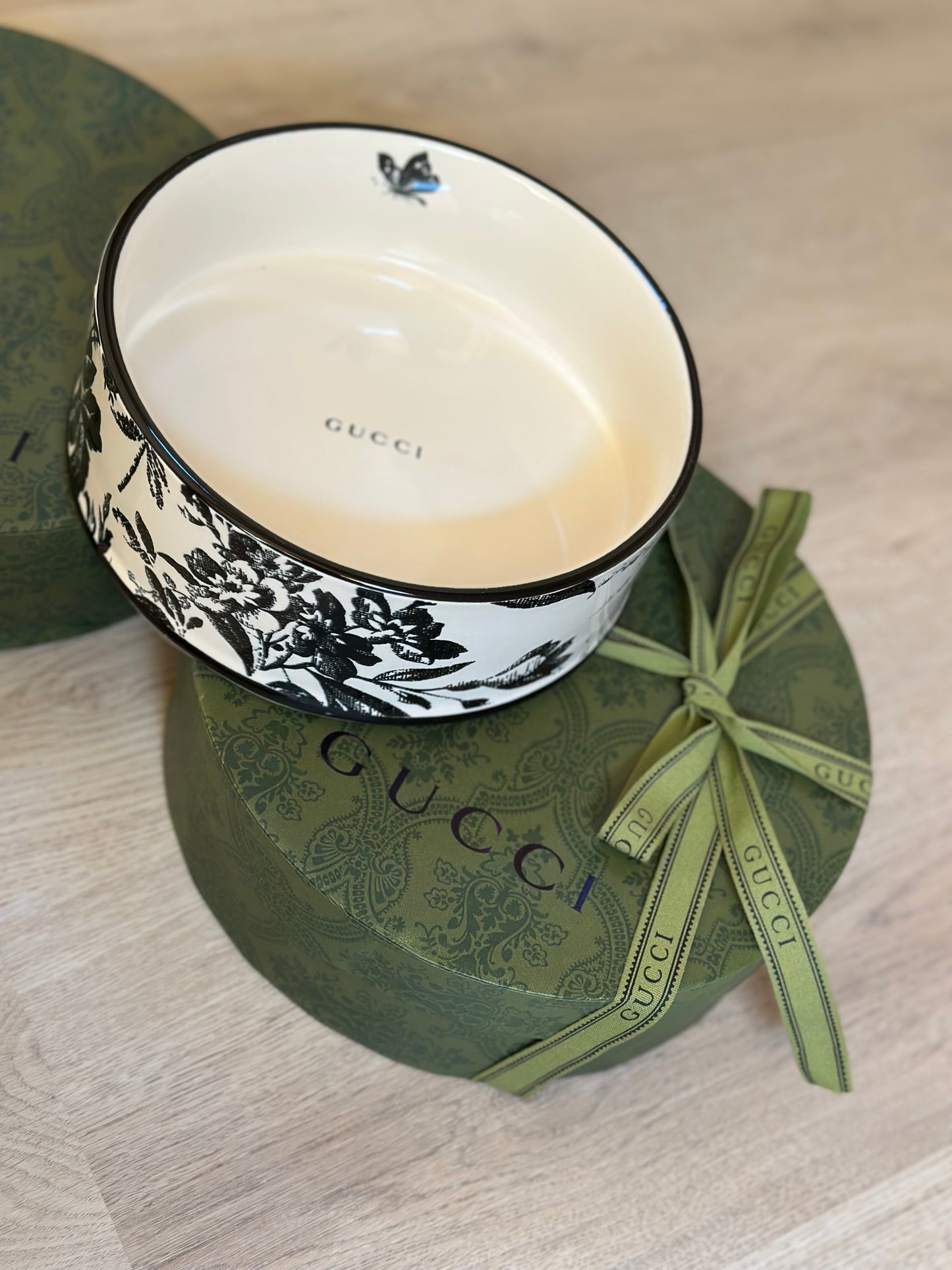 GG Feed/Drinking Bowl