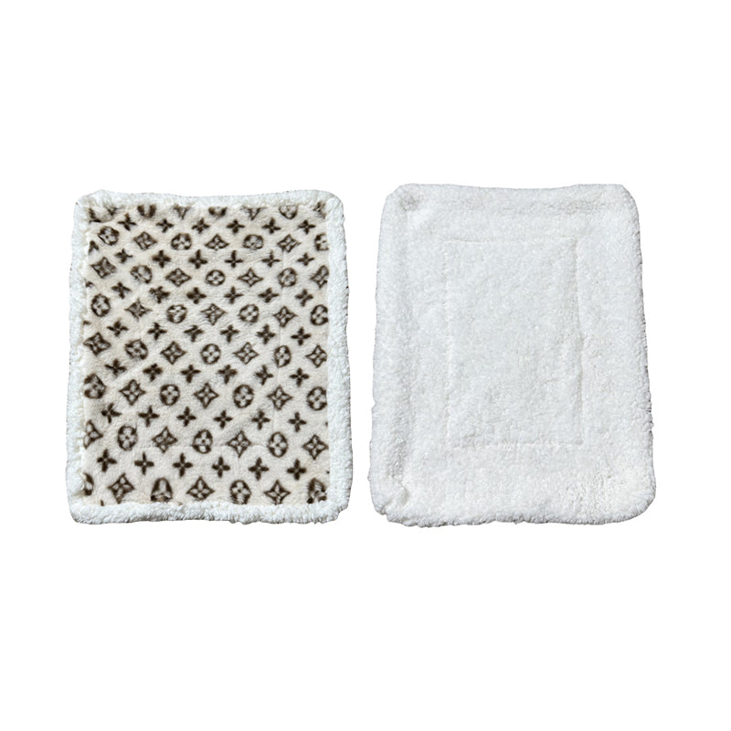 Weiches Plaid mit beigem Aufdruck