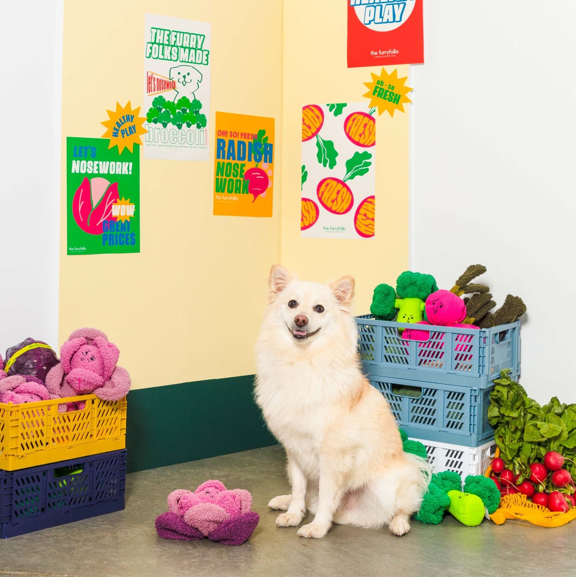 The Furryfolks | Snuffelspeelgoed - Rode Kool - Golden Poms