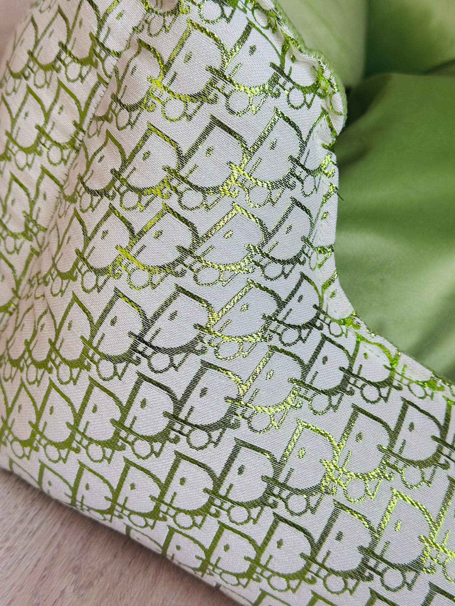 Luxe Handgemaakte Velvet Hondenmand | DD print Groen