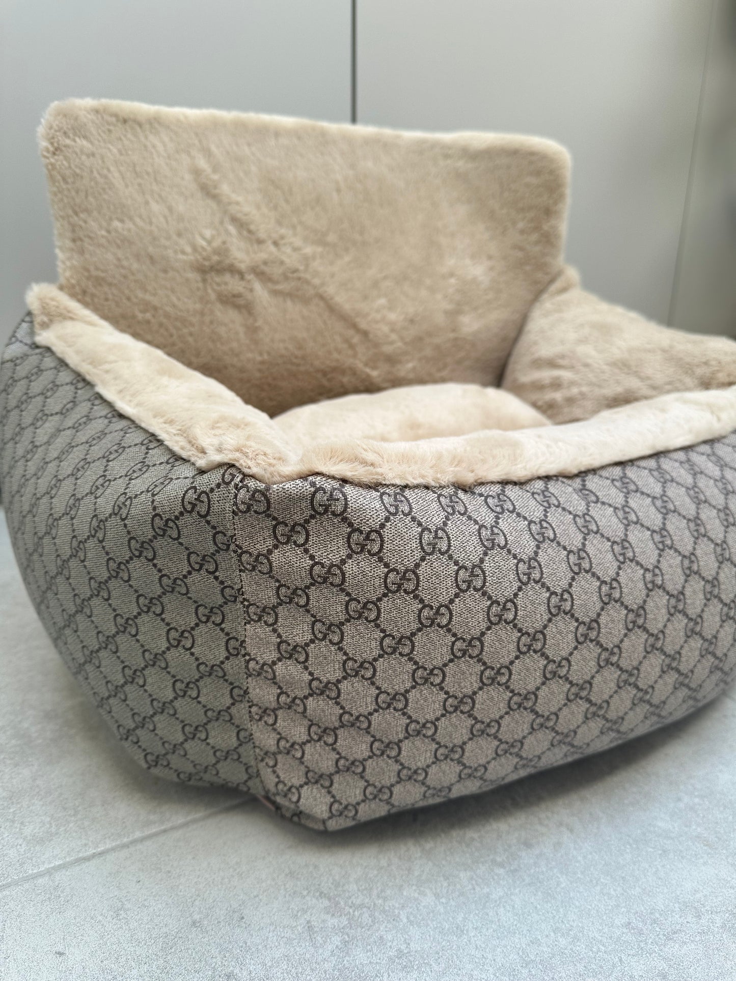 Autostoel GG print Beige Leather