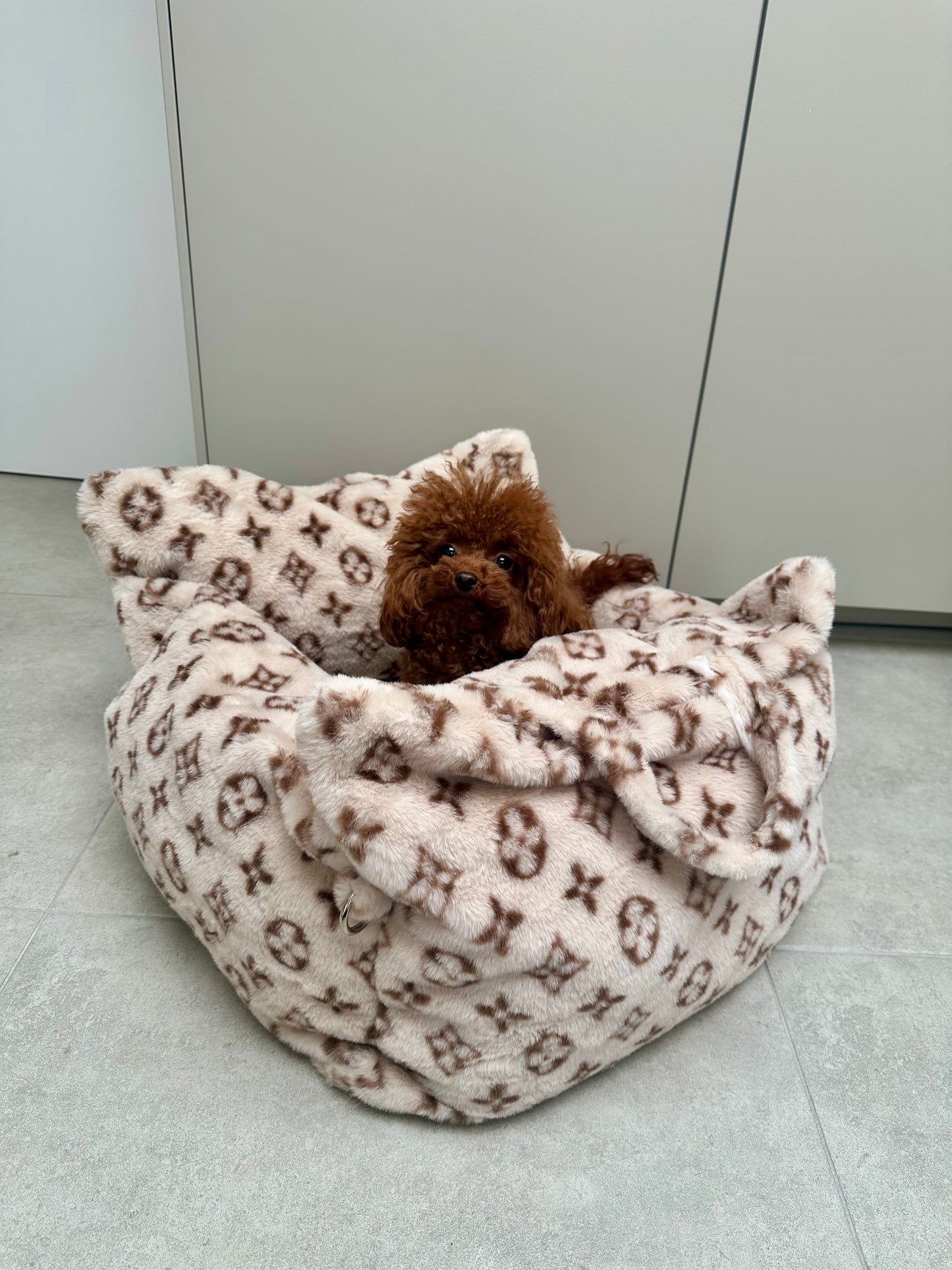 Autositz / Reisekorb DD print