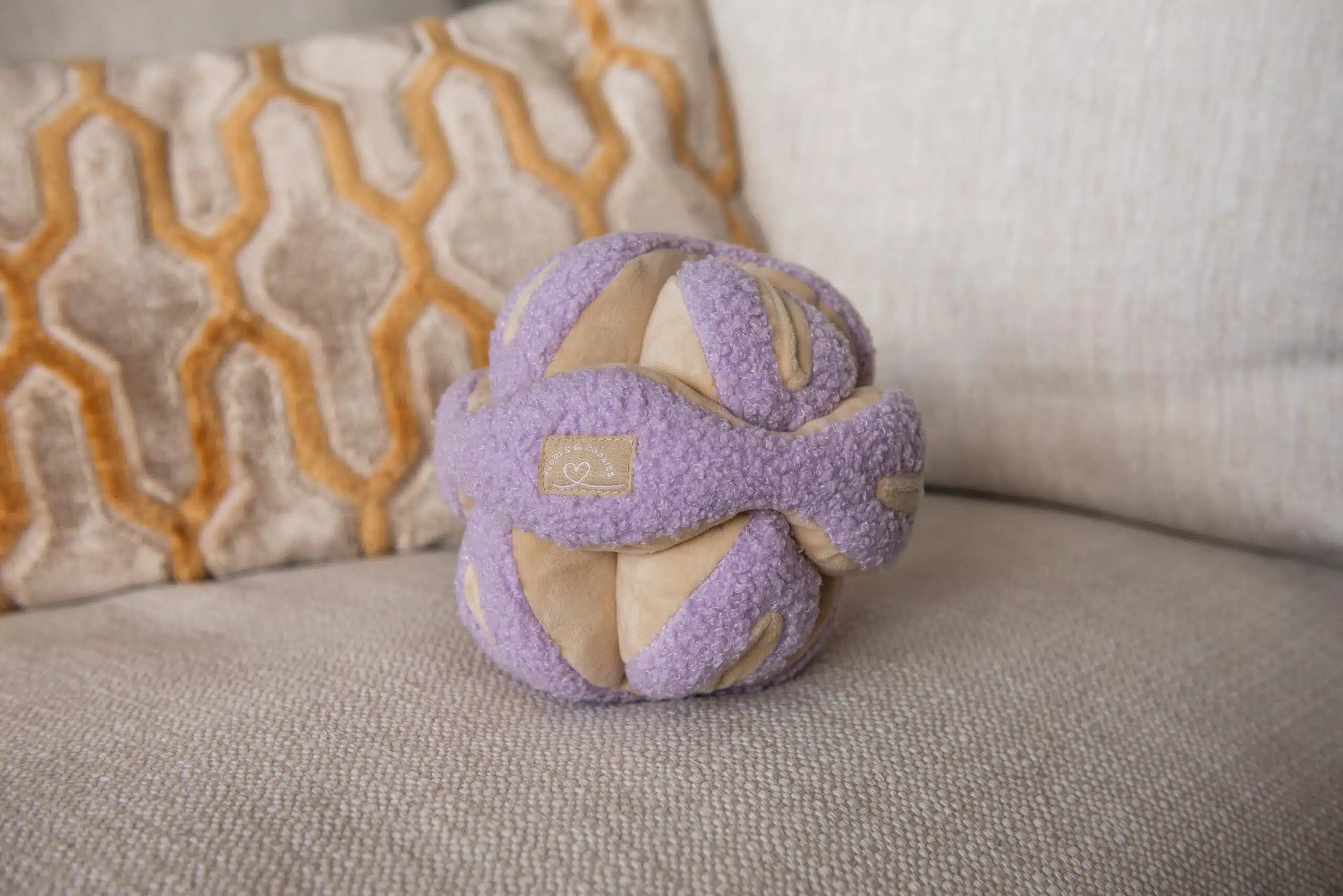 Floofs & Cookies | Snuffles Lilac