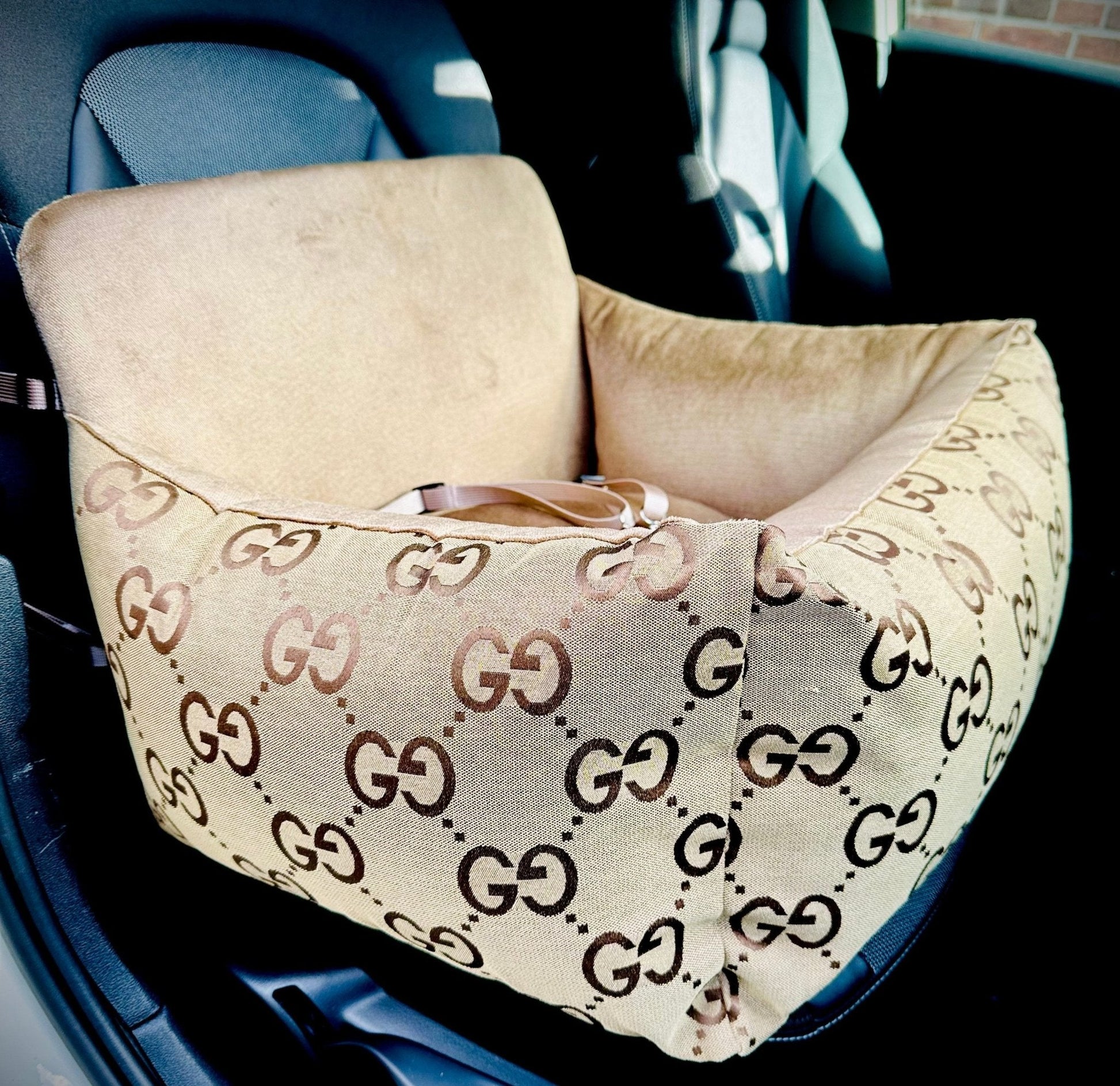 Autostoel GG print Beige - Golden Poms