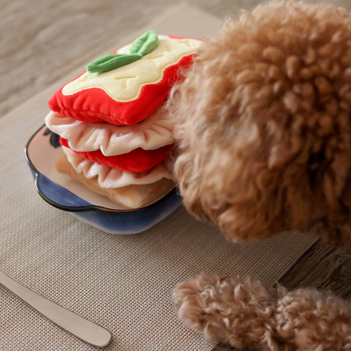 Pups & Bubs Lasagne – Snuffel Speelgoed voor Honden | Neuswerk & Verrijking