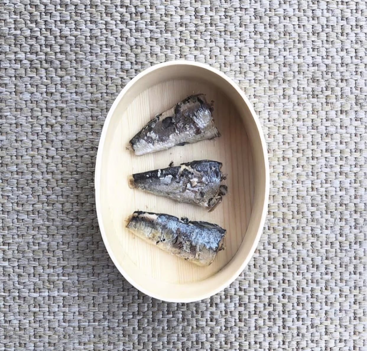 Canumi | Natuurlijke Sardines - Golden Poms