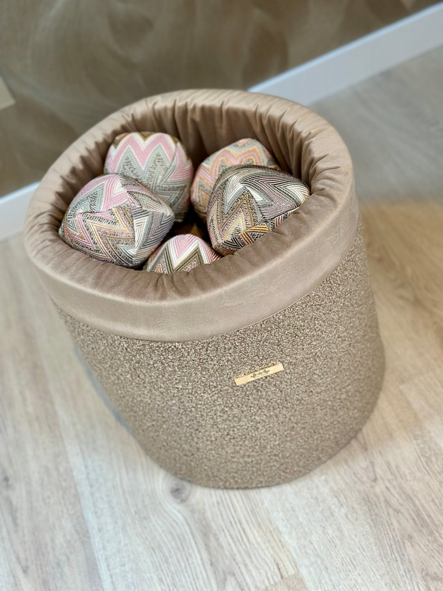 Elite Puppy | Speelgoedmand Teddy + Bijpassend Beertje - Golden Poms