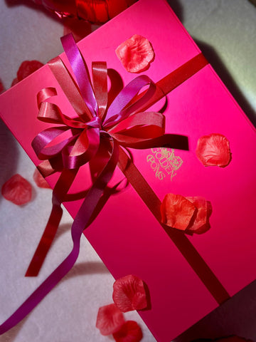 Luxe Roze Geschenkdoos met Magnetische Sluiting – Golden Poms