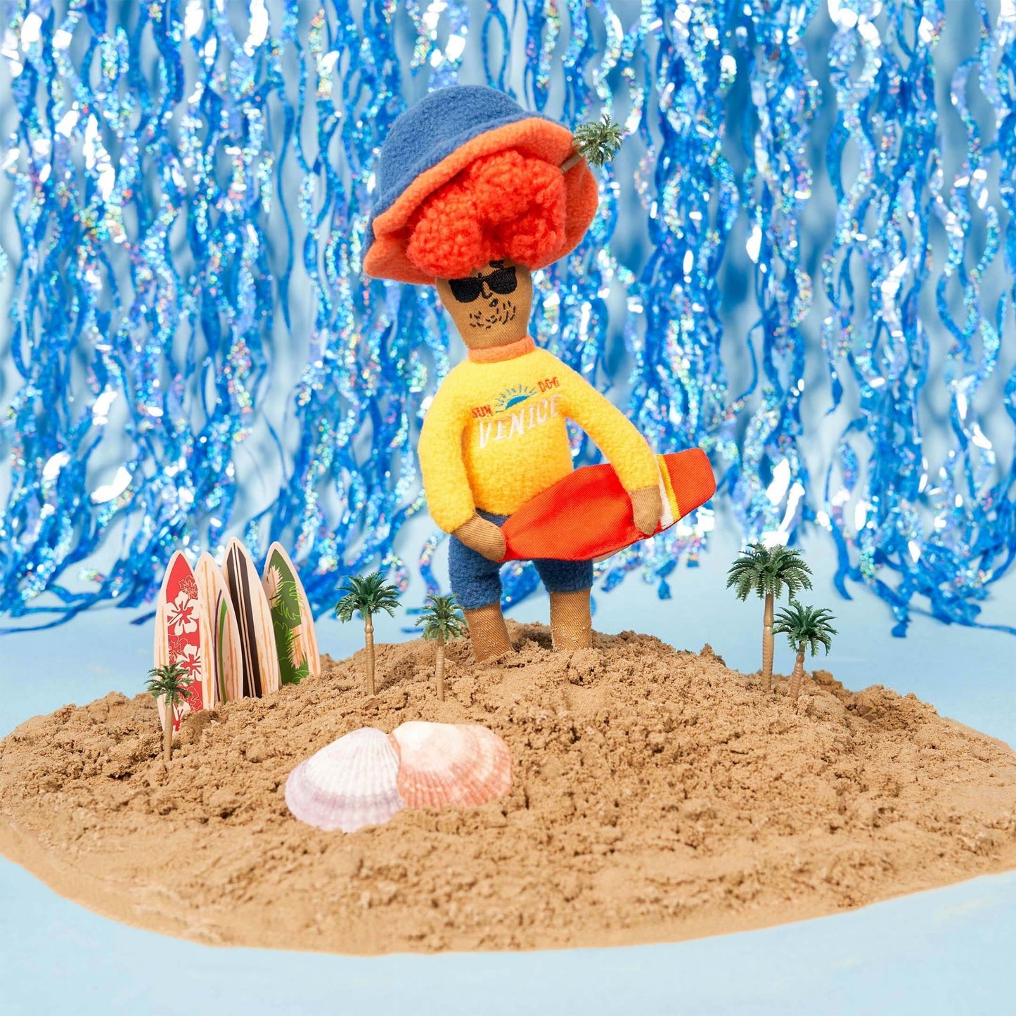 The Furryfolks | Snuffelspeelgoed - Surfer Hooman - Golden Poms
