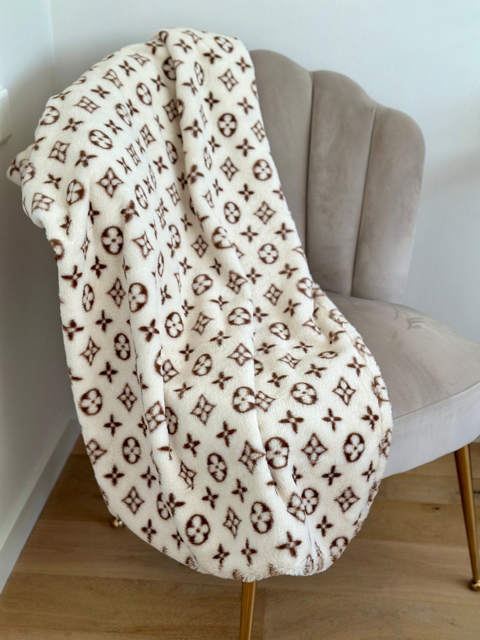 Zachte deken met beige print - Golden Poms